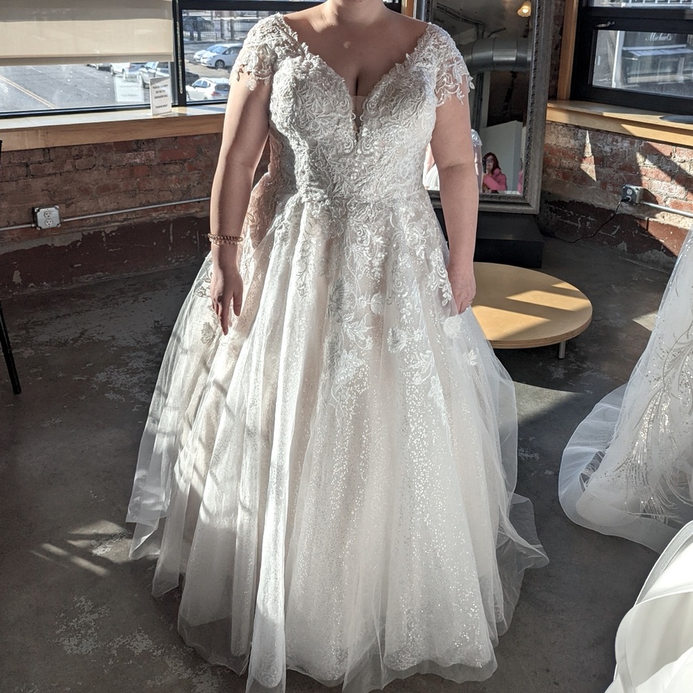 Size 20 Eddy K wedding dress